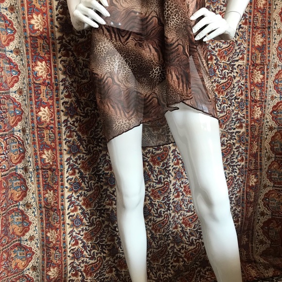 NWOT Lightweight Sheer Animal Print Mesh Sarong/Cover-Up/Top One Size Fits Most. - Picture 7 of 12